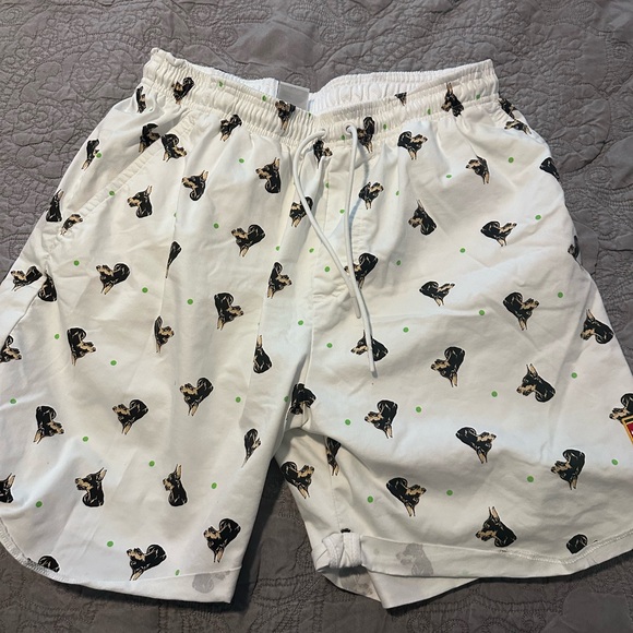 Nike shorts - Picture 2 of 2